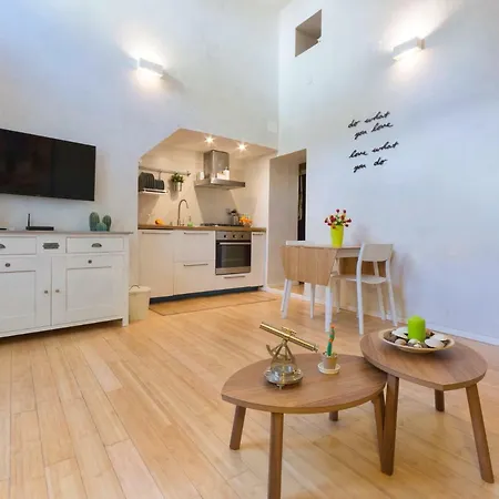 Lucky House - Ortigia Wifi Apartment Syracuse